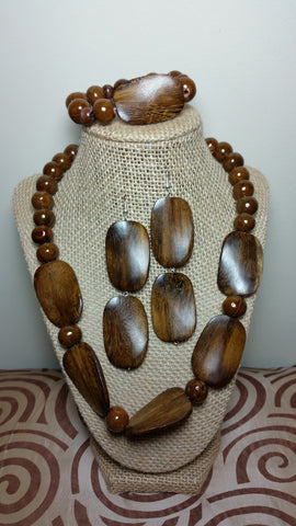 Gorgeous! This Fabulous Set Was Created Using Unique Wood Pieces Combined With Very Nice Accent Beads