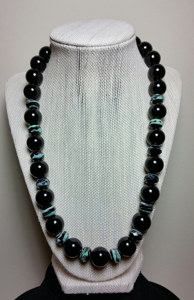 Sold Out~Elegant and Stylish! These Quality Glass Beads Were Combined Beautifully To Create This Nice Necklace