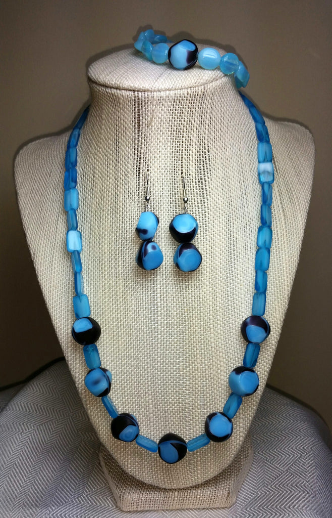 Beautiful In Blue! Accessorize In Elegance With These Stunning Glass Beads